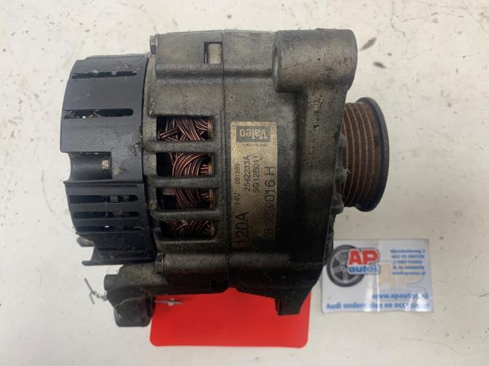 Begagnade Dynamo Audi Allroad (C5) 2.7 T 30V Pris € 34,99 Marginaltabell erbjuds av AP Auto's