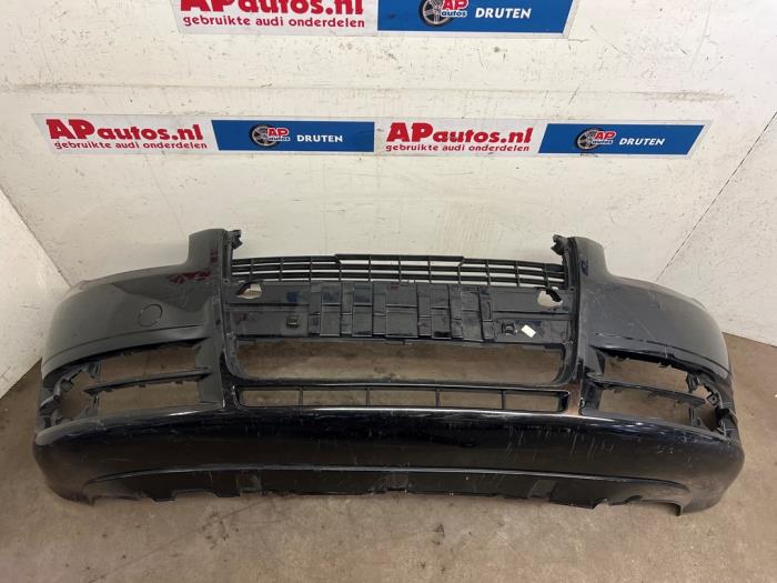 Usados Parachoques Audi A4 Avant (B7) 1.8 T 20V Precio € 99,99 Norma de margen ofrecido por AP Auto's