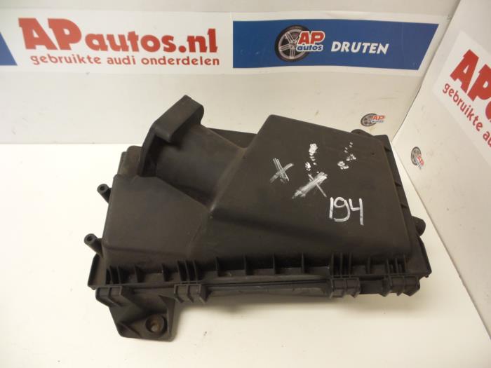 Gebrauchte Luftfiltergehäuse Audi A3 (8L1) 1.6 Preis € 19,99 Margenregelung angeboten von AP Auto's