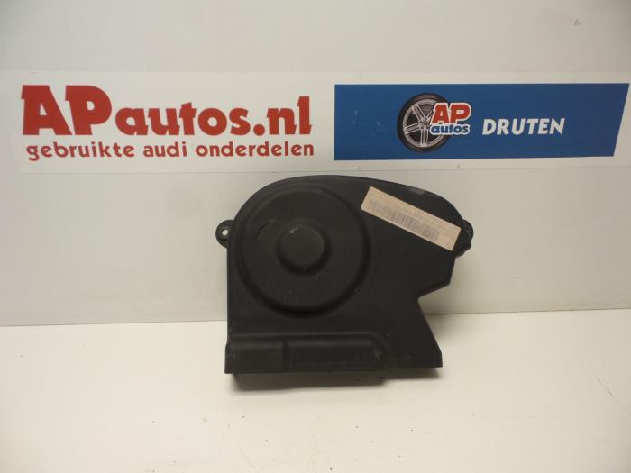 Usagé Couvercle de distribution Audi A4 (B6) 2.0 FSI 16V Prix € 35,00 Règlement à la marge proposé par AP Auto's