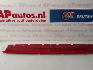 Used Third brake light Audi A8 (D3) 3.7 V8 40V Quattro Price € 19,99 Margin scheme offered by AP Autos
