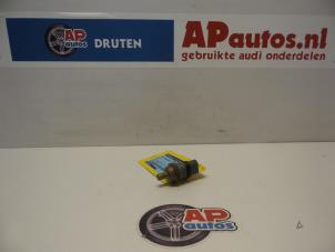 Usados Sensor de temperatura de motor Audi A3 Sportback (8PA) 1.6 Precio € 35,00 Norma de margen ofrecido por AP Autos