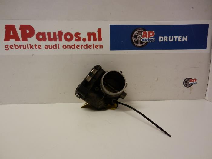 Używane Przepustnica Audi A3 Quattro (8L1) 1.8 T 20V Cena € 24,99 Procedura marży oferowane przez AP Auto's