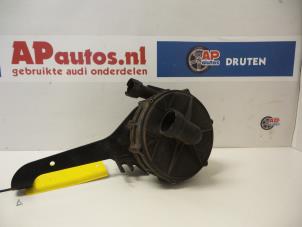 Usagé Pompe secondaire Audi A3 Prix € 24,99 Règlement à la marge proposé par AP Autos