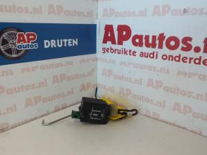 Używane Silnik centralnego zamka Audi TT Cena € 24,99 Procedura marży oferowane przez AP Autos