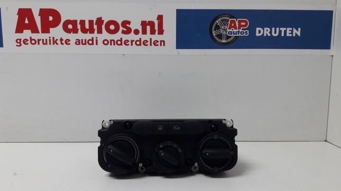 Begagnade Klimatpanel Audi A3 (8P1) 2.0 16V FSI Pris € 24,99 Marginaltabell erbjuds av AP Auto's