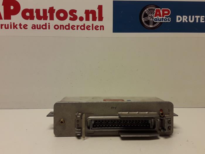 Usagé Ordinateur ABS Audi Cabrio (B4) 2.3 E Prix € 29,99 Règlement à la marge proposé par AP Auto's
