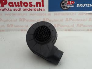Usagé Moteur de ventilation chauffage Audi Cabrio (B4) 2.3 E Prix € 19,99 Règlement à la marge proposé par AP Autos