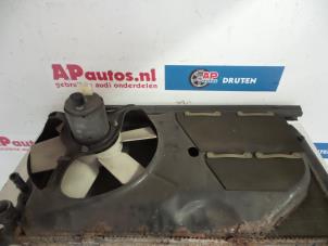 Usagé Ventilateur radiateur Audi 80 (B4) 1.6 E/S Prix € 34,99 Règlement à la marge proposé par AP Autos