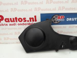 Usagé Couvercle de distribution Audi A8 (D2) 2.8 V6 Quattro Prix € 19,99 Règlement à la marge proposé par AP Autos