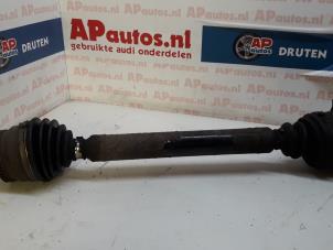 Used Front drive shaft, right Audi A4 Avant (B5) 1.9 TDI Price € 24,99 Margin scheme offered by AP Autos
