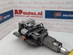 Usagé Boîtier colonne de direction Audi A8 (D3) 3.7 V8 40V Quattro Prix € 19,99 Règlement à la marge proposé par AP Autos