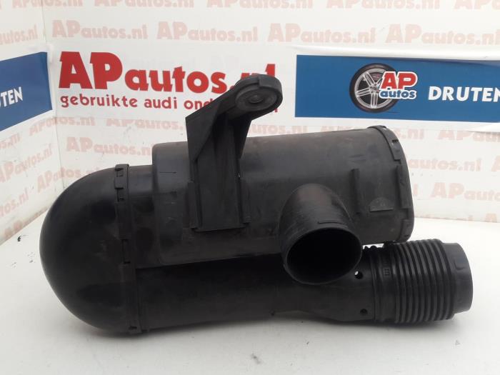 Usagé Divers Audi 80 Avant (B4) 2.0 E,S Prix € 19,99 Règlement à la marge proposé par AP Auto's