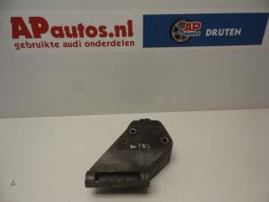 Used Support (miscellaneous) Audi 80 (B4) 2.0 E Price € 19,99 Margin scheme offered by AP Autos