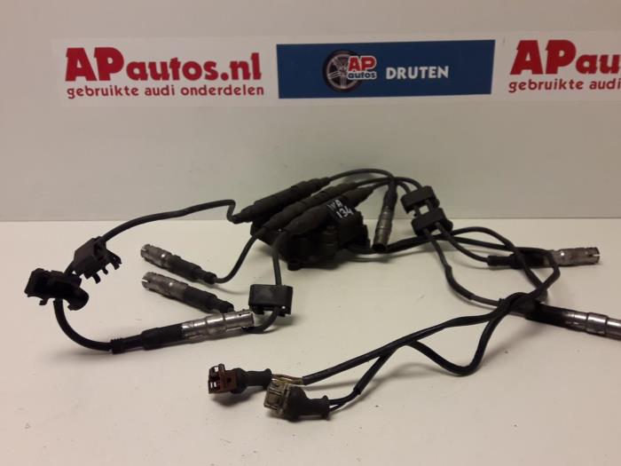 Usagé Bobine Audi 100 (C4) 2.8 E Prix € 14,99 Règlement à la marge proposé par AP Auto's