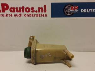Usados Depósito de aceite de dirección asistida Audi A4 Avant (B5) 1.6 Precio € 15,00 Norma de margen ofrecido por AP Autos
