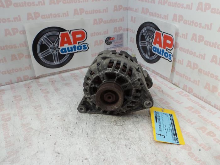 Begagnade Dynamo Audi A4 Avant (B5) 1.6 Pris € 19,99 Marginaltabell erbjuds av AP Auto's