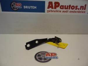 Used Bonnet Hinge Audi A3 Price € 10,00 Margin scheme offered by AP Autos