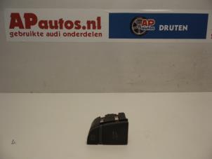 Usados Interruptor de ordenador abordo Audi A6 Precio € 10,00 Norma de margen ofrecido por AP Autos