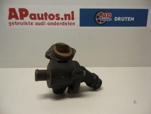 Usados Tubo de agua Audi A3 (8P1) 2.0 16V FSI Precio € 35,00 Norma de margen ofrecido por AP Autos