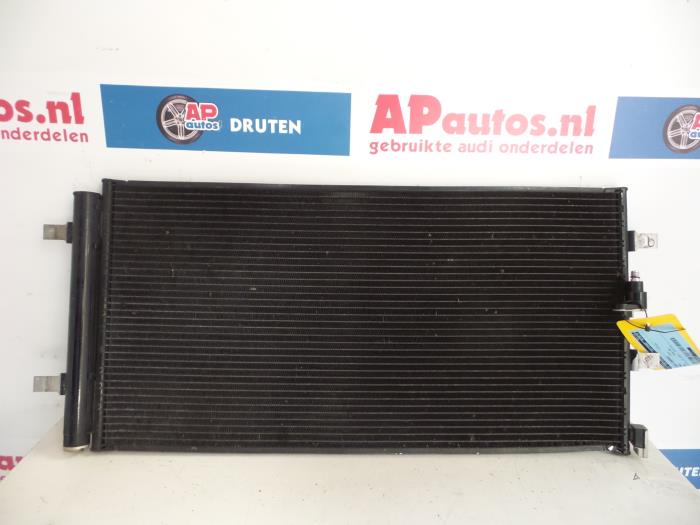 Begagnade Kondensor, luftkonditionering Audi A4 (B8) 2.0 TFSI 16V Quattro Pris € 24,99 Marginaltabell erbjuds av AP Auto's