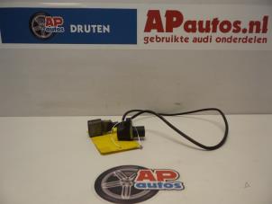 Usados Sensor BDP Audi A6 Avant (C5) 2.5 TDI V6 24V Precio € 19,99 Norma de margen ofrecido por AP Autos