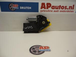 Gebrauchte Fenstermotor Tür Audi A4 Avant (B6) 2.5 TDI 155 24V Preis € 19,99 Margenregelung angeboten von AP Autos