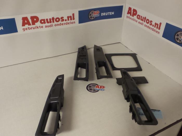 Usagé Divers Audi S8 (D2) S8 4.2 V8 32V Prix € 19,99 Règlement à la marge proposé par AP Auto's