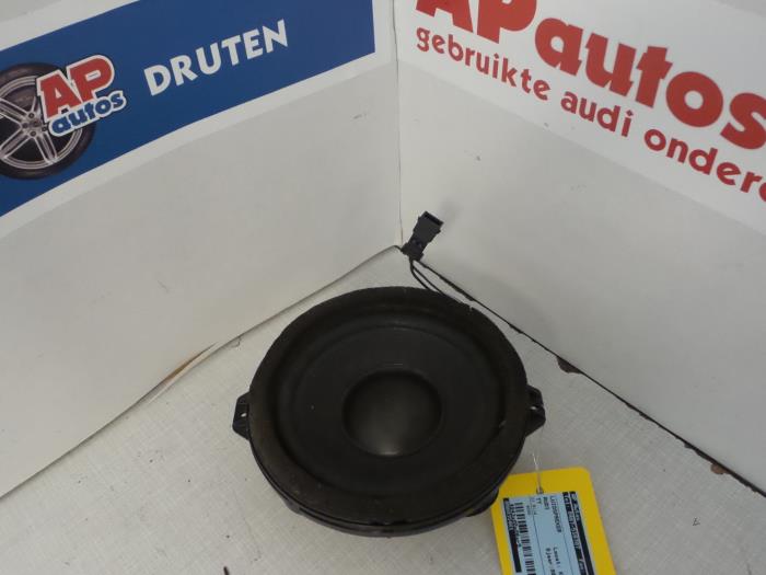 Lautsprecher van een Audi TT 2000