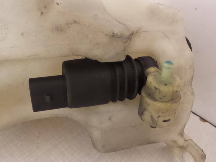 Windscreen washer pump Audi A3 1.6 PA6GBGF30 AP Autos