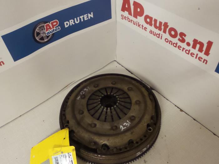 Gebrauchte Schwungrad Audi A4 (B6) 2.0 FSI 16V Preis € 49,99 Margenregelung angeboten von AP Auto's