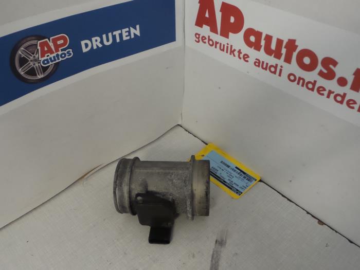 Gebrauchte Luftmassenmesser Audi A4 Avant (B6) 2.5 TDI 24V Preis € 19,99 Margenregelung angeboten von AP Auto's