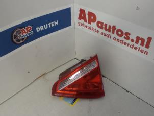 Usagé Feu arrière droit Audi A5 Prix € 24,99 Règlement à la marge proposé par AP Autos