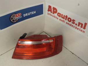 Usagé Feu arrière droit Audi A5 Prix € 60,00 Règlement à la marge proposé par AP Autos