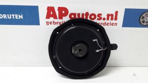 Usagé Haut-parleur Audi A4 Cabrio (B7) 2.4 V6 30V Prix € 45,00 Règlement à la marge proposé par AP Autos