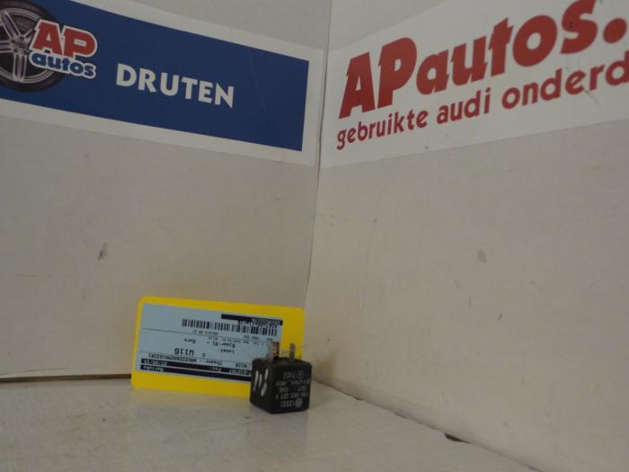 Begagnade Relä Audi 80 (B3) 1.8 i Pris € 19,99 Marginaltabell erbjuds av AP Auto's