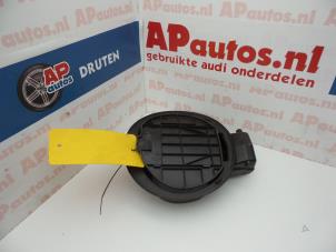 Used Tank cap cover Audi A3 (8P1) 1.9 TDI Price € 35,00 Margin scheme offered by AP Autos