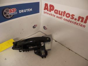 Used Door handle 2-door, left Audi A5 Quattro (B8C/S) 3.0 TDI V6 24V Price € 24,99 Margin scheme offered by AP Autos