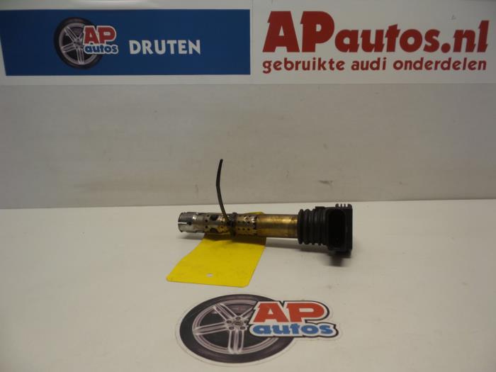 Usagé Bobine Audi A4 (B6) 1.8 T 20V Prix € 14,99 Règlement à la marge proposé par AP Auto's