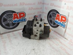 Usagé Pompe ABS Audi A4 Avant (B5) 1.8 20V Turbo Prix € 50,00 Règlement à la marge proposé par AP Autos