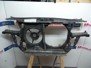 Usados Panel frontal Audi A6 (C5) 2.5 TDI V6 24V Precio € 64,99 Norma de margen ofrecido por AP Autos
