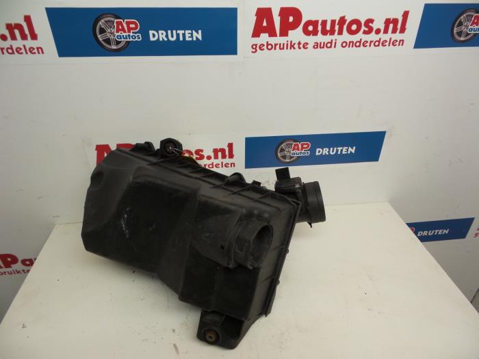 Gebrauchte Luftfiltergehäuse Audi A3 (8L1) 1.6 Preis € 19,99 Margenregelung angeboten von AP Auto's