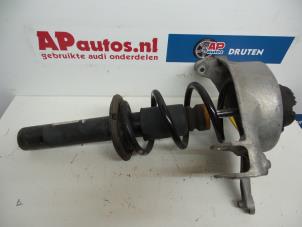 Usados Barra de amortiguador izquierda delante Audi A4 Precio € 29,99 Norma de margen ofrecido por AP Autos