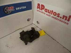 Usagé Etrier de frein (pince) avant droit Audi A2 (8Z0) 1.4 TDI Prix € 35,00 Règlement à la marge proposé par AP Autos