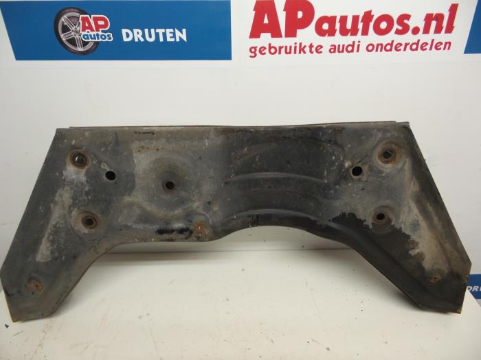 Usados Subchasis Audi A2 (8Z0) 1.4 16V Precio € 29,99 Norma de margen ofrecido por AP Auto's