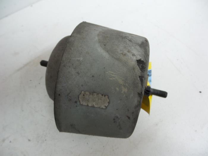 Engine mount Audi A4 Cabriolet 3.0 V6 30V 8E0199379F ASN