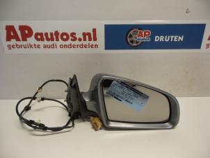 Używane Lusterko zewnetrzne prawe Audi A4 Avant (B7) 1.8 T 20V Cena € 19,99 Procedura marży oferowane przez AP Autos