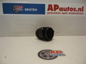 Używane Czujnik masy powietrza Audi A4 Avant (B7) 1.8 T 20V Cena € 25,00 Procedura marży oferowane przez AP Autos