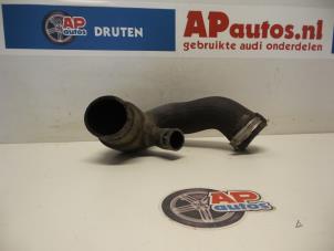 Usagé Tuyau turbo Audi A4 Avant (B7) 1.8 T 20V Prix € 24,99 Règlement à la marge proposé par AP Autos