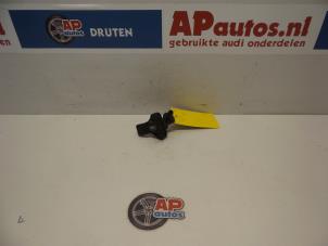 Usados Sensor (otros) Audi A4 Avant (B7) 1.8 T 20V Precio € 19,99 Norma de margen ofrecido por AP Autos